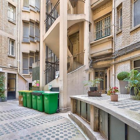 Designed Studio With Ac-Terrasse Vue Tour Eiffel Paris Bagian luar foto