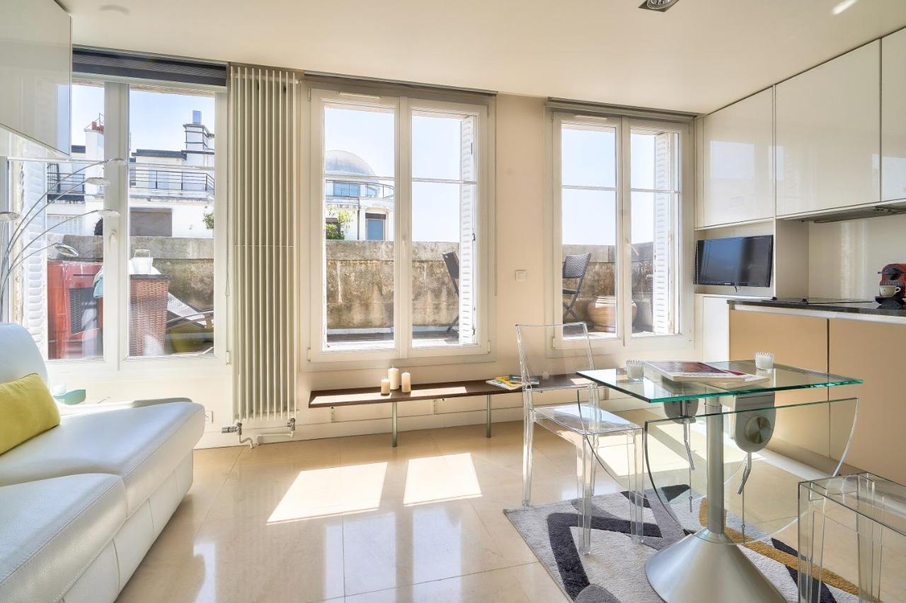 Designed Studio With Ac-Terrasse Vue Tour Eiffel Paris Bagian luar foto