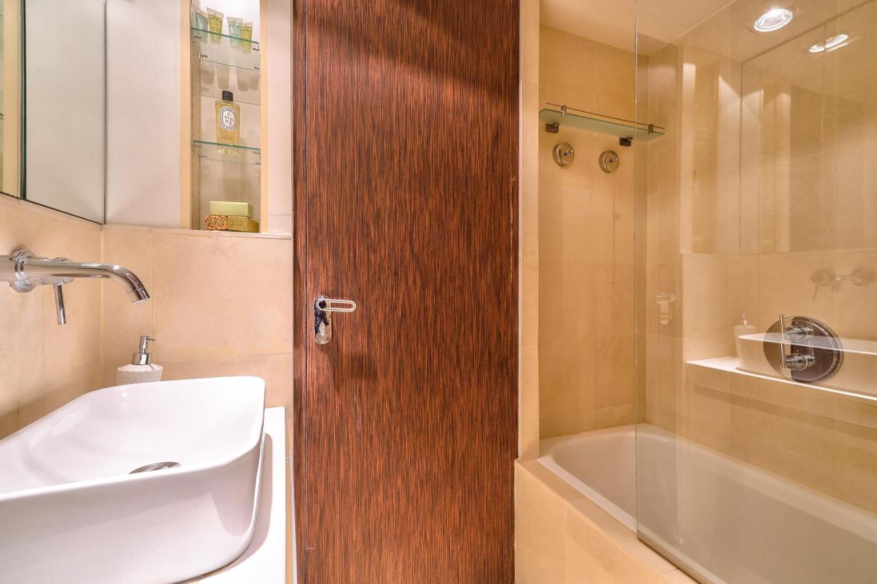 Designed Studio With Ac-Terrasse Vue Tour Eiffel Paris Bagian luar foto